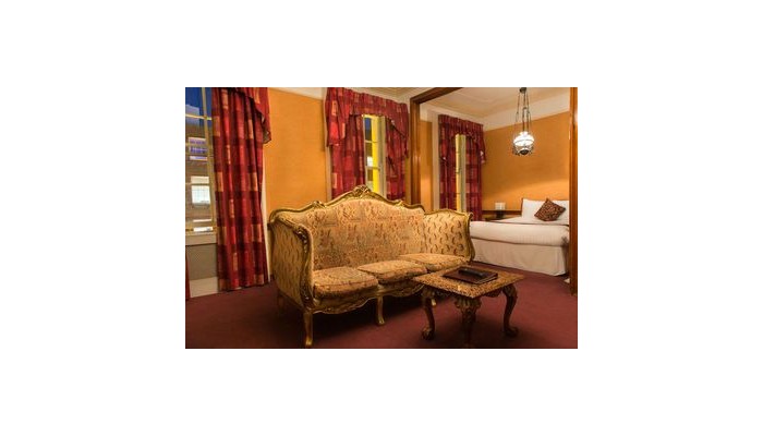 Hotel Russell Court poza 5