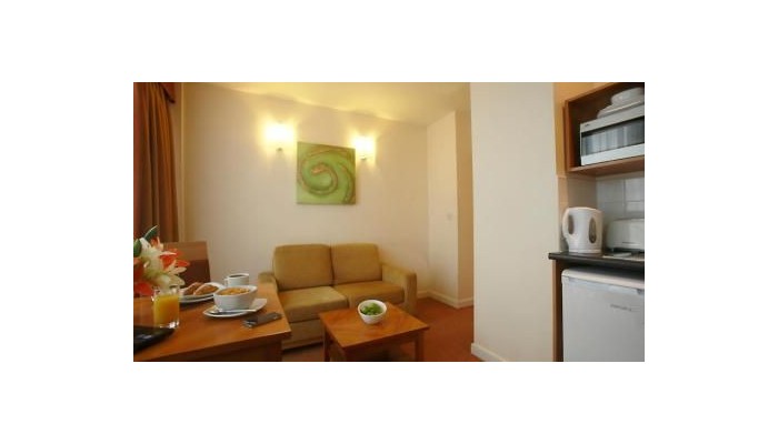 Metro Hotel Dublin Airport poza 18