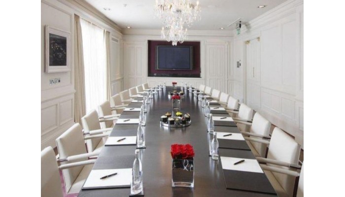 Westbury Hotel poza 4