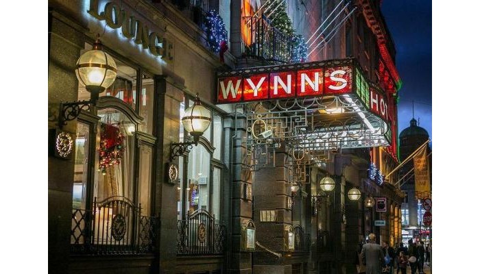 Wynns Hotel poza 8